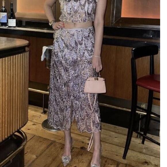 Zara Iridescent Pink & Purple Scalloped Sequin Mermaid Midi Pencil Skirt Size XS - Picture 2 of 15